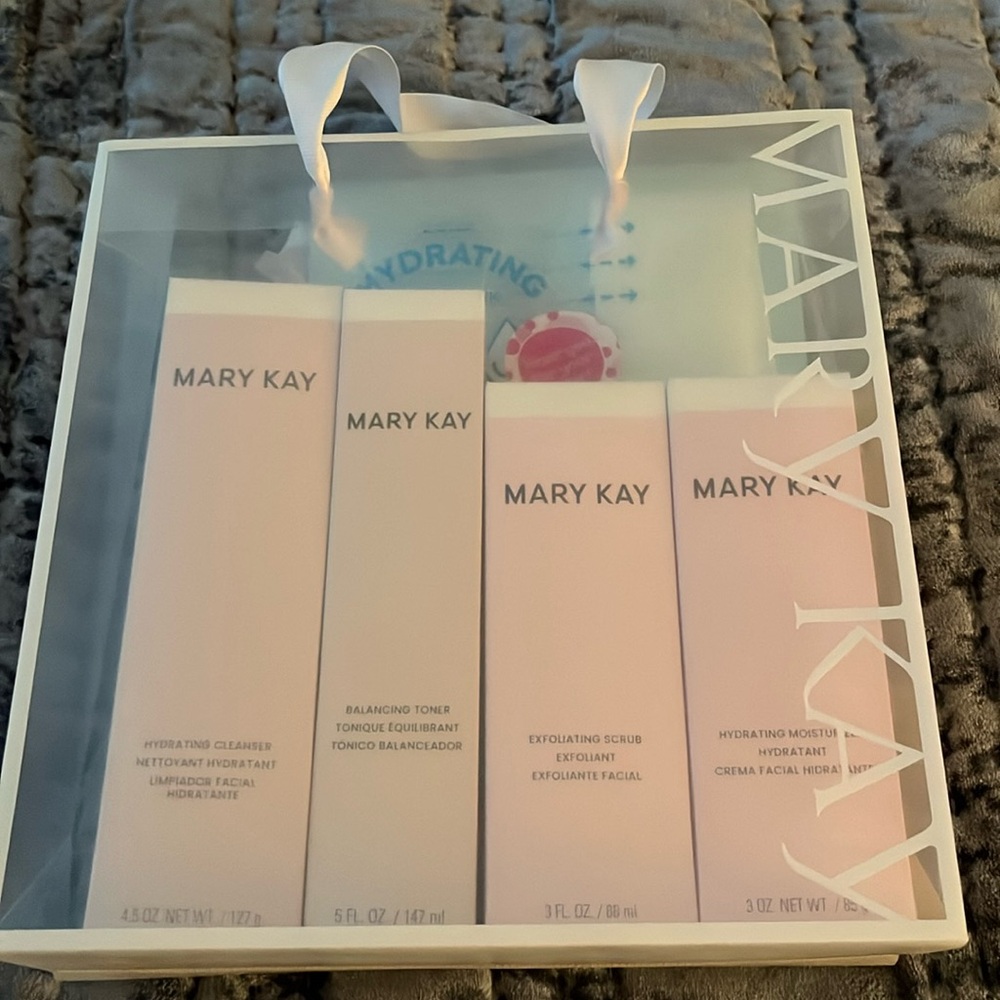 NWT Mary Kay Hydrating Cleanser & Moist, Balancing Toner, Exfoliating Scrub+Mask
